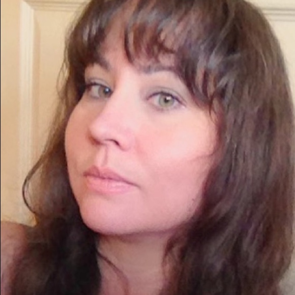 Meet your Posher, Naomi